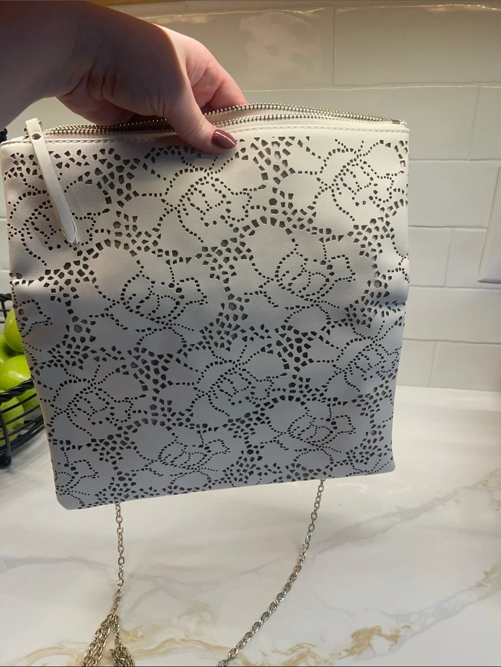 Urban Expressions Cream Laser-Cut Floral Chain Clutch